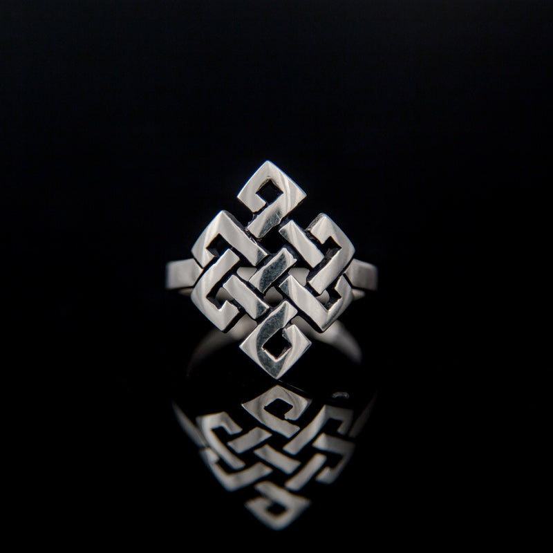 Endless Knot Ring