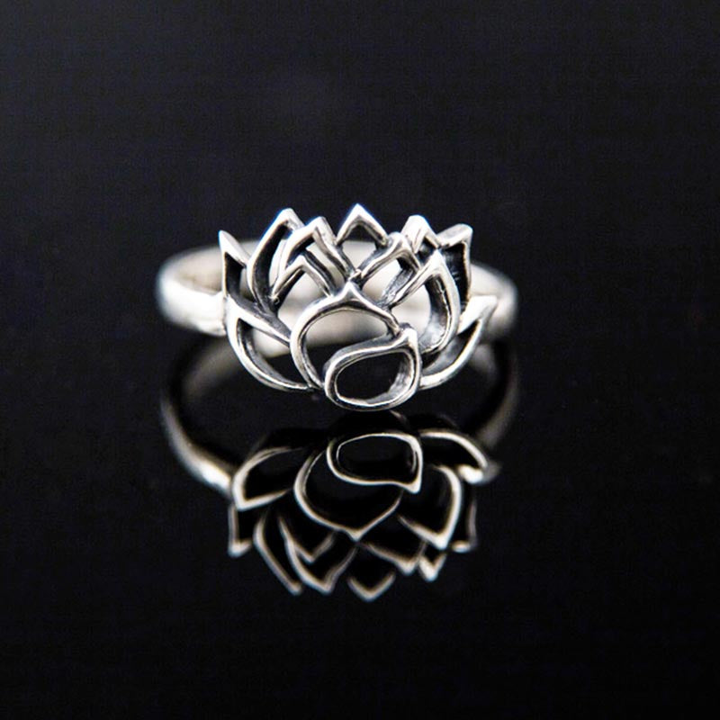 Lotus Blossom Outlined Ring